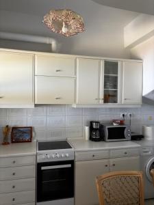 Konstantinos Polichrono Residence