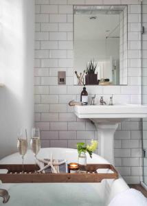 Lym House Lyme Regis central 5 bed boutique home