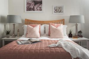 Lym House Lyme Regis central 5 bed boutique home