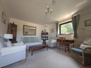 19 Seaview Bay - Charming Seafront Apartment on the Isle of Wight