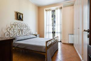 Casa Zafferana centro con terrazza - 3hvězdičkové hotely ve městě Zafferana Etnea