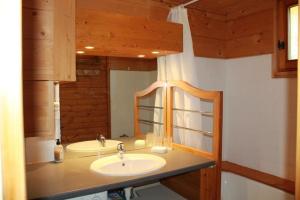 Chalets L-Evasion Authentique - Nature & Cheminee : photos des chambres