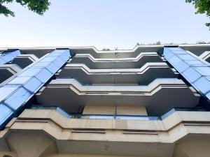 Spacious new studio and terrace