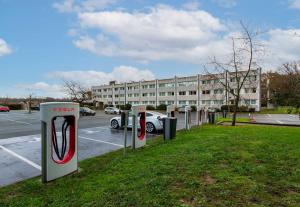 Hotels B&B HOTEL Orleans Nord Saran : photos des chambres