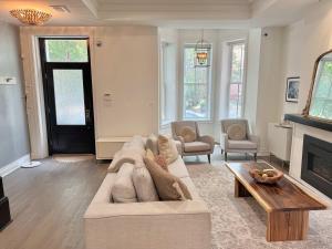 Essence of DC Vibrant Shaw Parking x 2