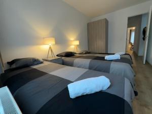 Modern 2 Bedroom Apartment for 6 - City Center