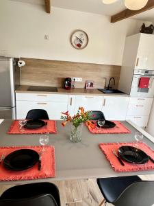 Appartements Le 255-cote jardin : photos des chambres