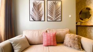 Modern Beautiful 1 Br apartment!