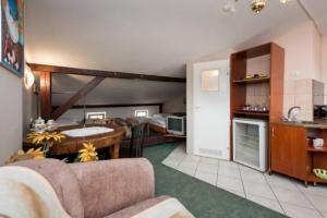 Love Bridge Apartments