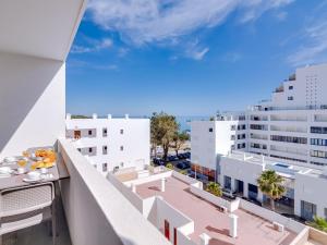 Penthouse T4 com Vista Mar em Quarteira