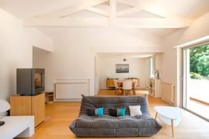 Villa Piscine Entre Lac et Océan