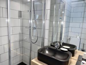 Hotels Aka Lodge Lyon Eurexpo Arena Stadium : photos des chambres