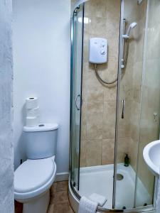 Glastonbury - ContactlessCheckIn - Free Parking