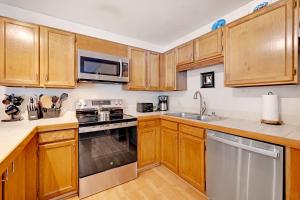 Tyra Summit A2B by Ski Country Resorts