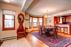 Victorian Gables E by Ski Country Resorts