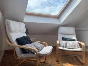 Appartements LE CHARME WIMEREUSIEN - lumineux - tout a pied : photos des chambres