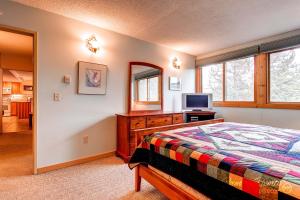 Trails End 504 by Ski Country Resorts