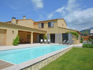 Villas Luxury villa with heated private swimming pool in grounds walking distance from Malauc ne : photos des chambres