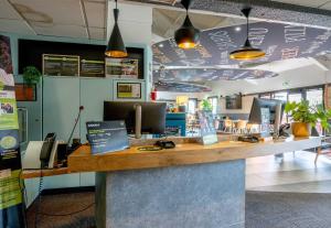 Hotels B&B HOTEL Bordeaux Merignac Cadera Aeroport : photos des chambres