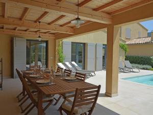 Villas Luxury villa with heated private swimming pool in grounds walking distance from Malauc ne : photos des chambres