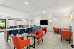 Holiday Inn Express PrincetonI-77 by IHG