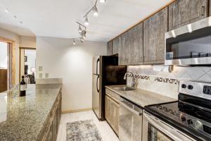 Trails End 203 by Ski Country Resorts