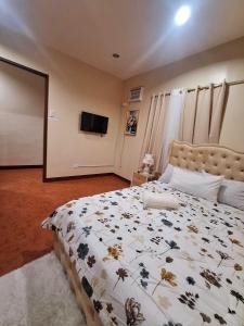 M2 Studio Transient Apartment Walking Distance SPMC near SM Lanang