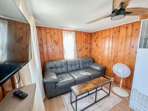 Waterfront Cabin with New Bath
