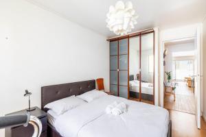 GuestReady - Abundant Light and Charm in Charonne