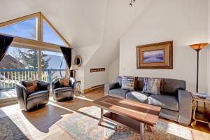 Ski Country Penthouse 4 by Ski Country Resorts