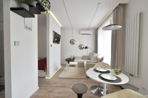 Modern stúdió a Belváros közepén parkolóval- Kata stúdióapartman