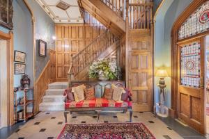 Kendal - Summerlands Hall Gothic Apartment