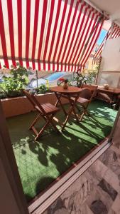 Appartements L Alicante Carre d'Or 2 pieces Terrasse Climatise : photos des chambres
