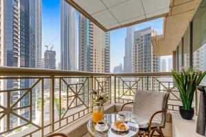 Lux Burj and Fountain views Steps from Dubai Mall