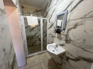 Minak Guest House Bellville