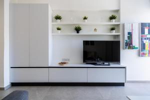 Mackenzie Beach Apartment