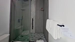 Crestwood 2213 Premier 2 Bedroom