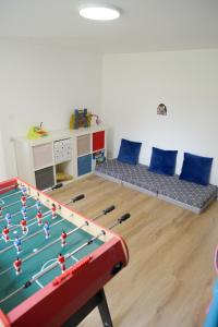Maisons de vacances la longere aux volets rouges : photos des chambres