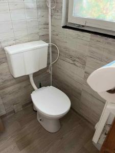 Domek nad jeziorem Mausz