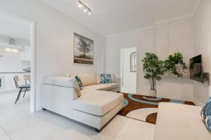 9-3 Glenelg Place Connolly A9 Elegant 3 bed apt in the heart of Connolly
