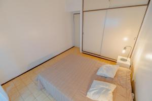 Check and Home - Bolivar II - 4 Huéspedes Amplio y Céntrico con Balcón