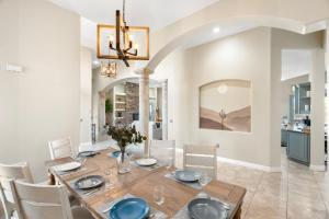 4BR Mesa Mountainside Retreat with Pool, Hot Tub and Games