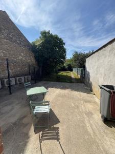 Albert I Rez-de-chaussée l Terrasse l Jardin clôturé l Climatisation