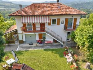 Appartamento con 2 Camere da Letto, Balcone e Terrazza