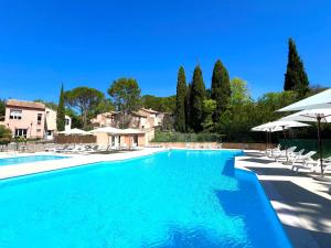 Hotels Village vacances Le Hameau des Oliviers : photos des chambres
