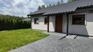 Domek -Radawa-Królewska 77b,domek Dorota