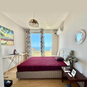 Pinjes Luxury Penthouse & Pool