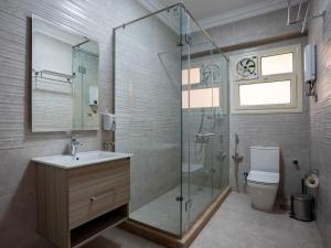 Homtel Residence AUC South 90s