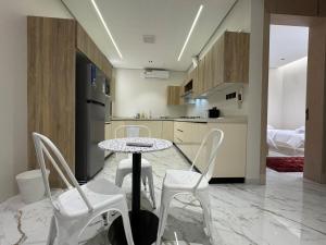 2-Bedroom with Outdoor Patio - 5B