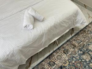 2-Bedroom with Outdoor Patio - 5B